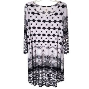 42Pops Geometric Abstract 3/4 Sleeve Scoop Neck Tunic Dress Black‎ White XL